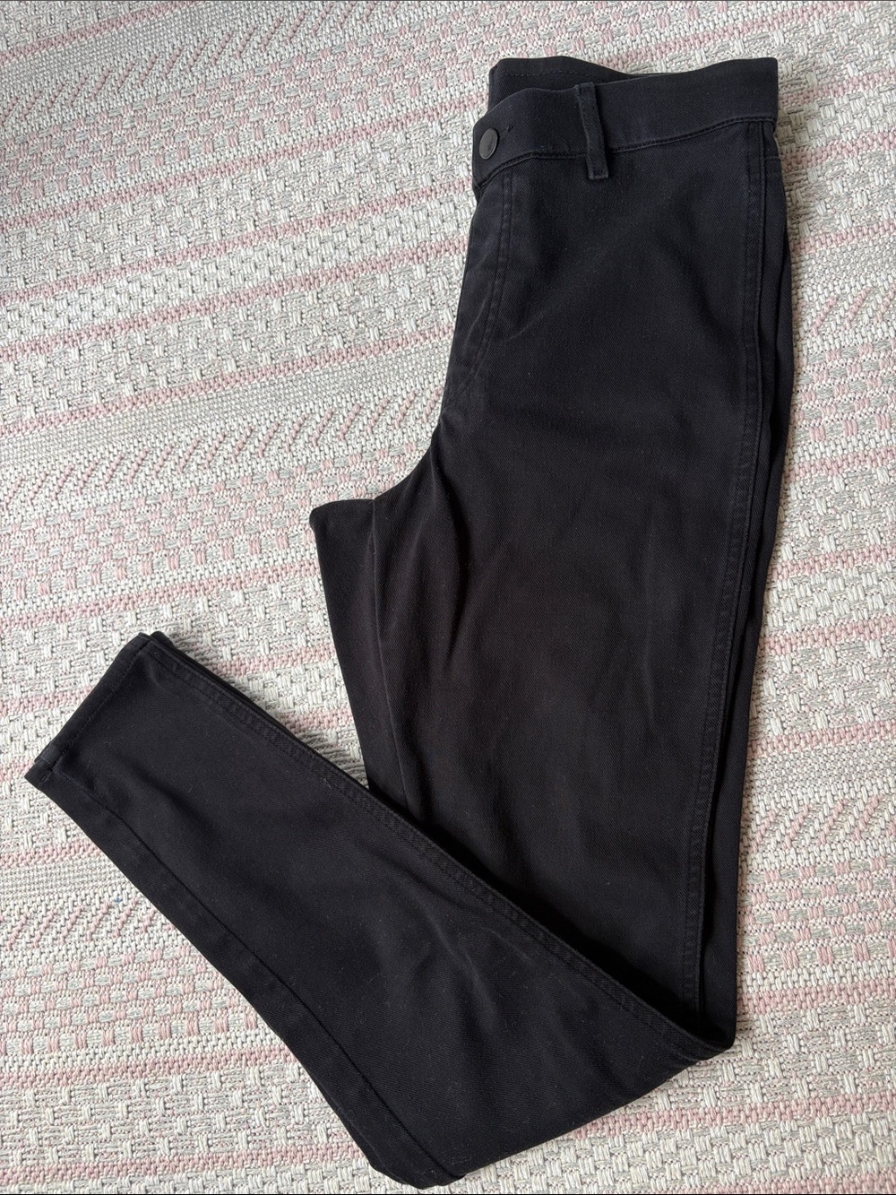 Uniqlo woman’s Slim Black Stretch Jeans